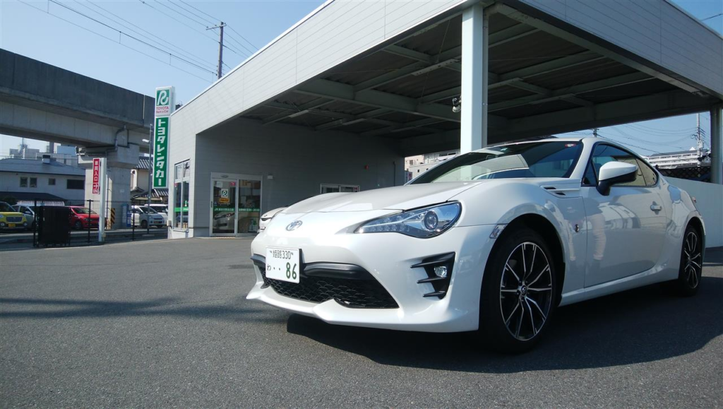 White Toyota 86 at Japanese dealership